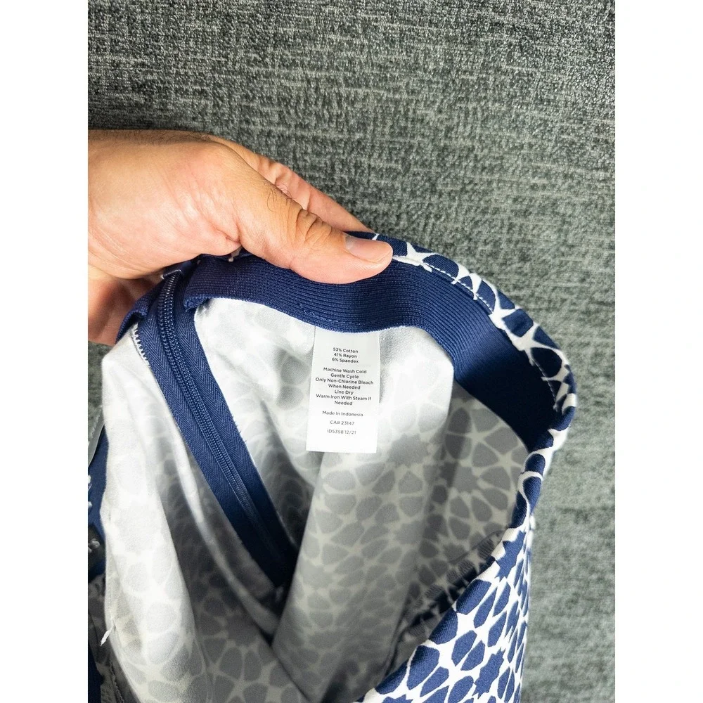 NWT Talbots Chatham Crop Pant Womens 10P Navy Blue White Geometric Print Slim Le